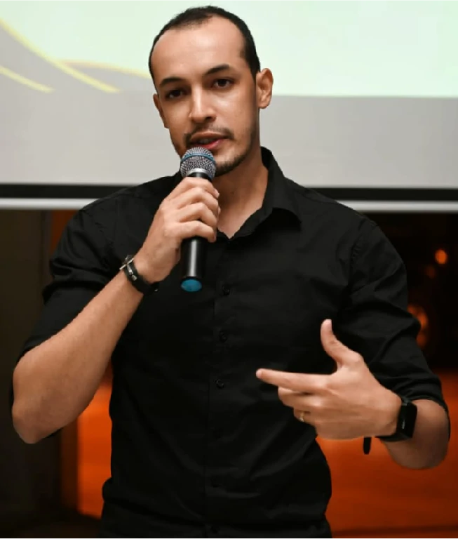 Professor lecionando