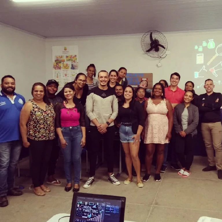 Professor trabalhando